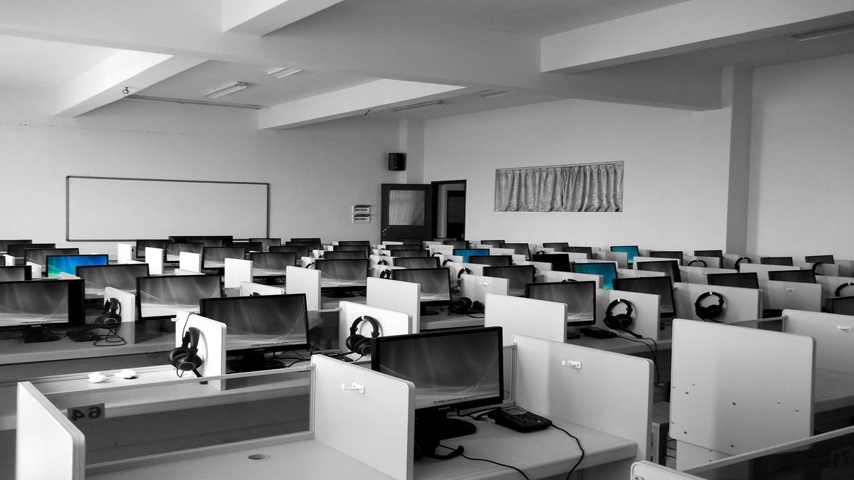 4 Key Features of an Emergency Notification System 