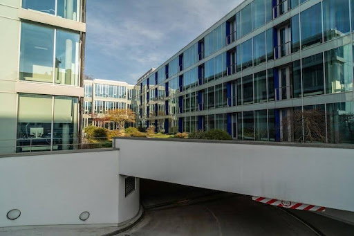 A Guide to Modern Commercial Security Systems for Office Buildings