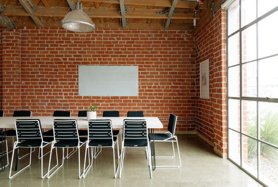 3 Ways Boardroom AV Solutions Boost Productivity 