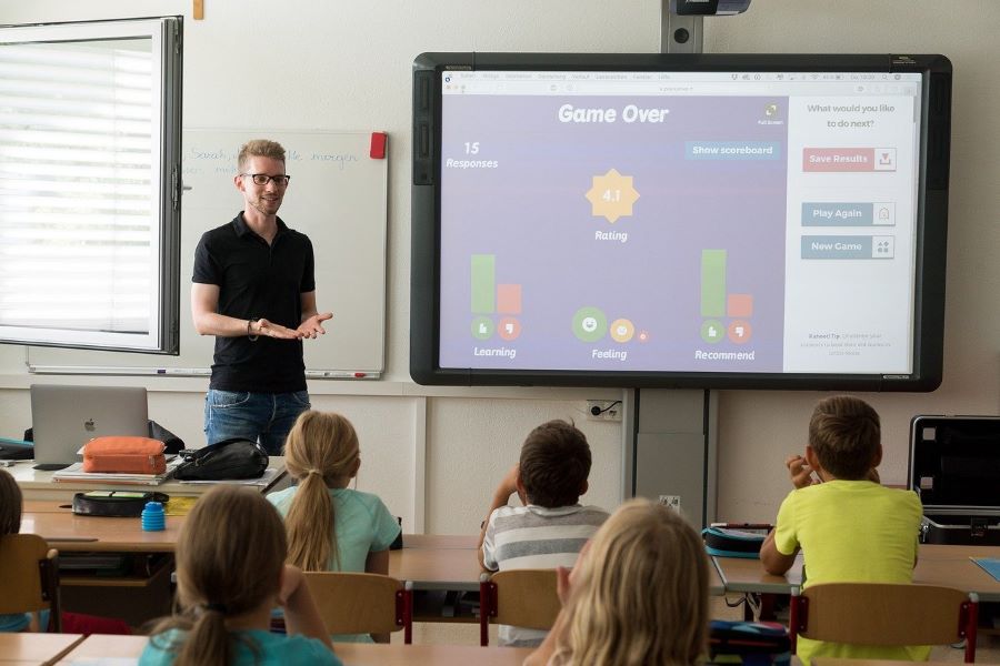 Can Your School Benefit from Motion Sensor Light Switches?
