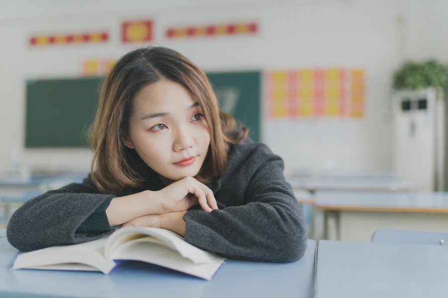 Does My Texas School Need Projectile-Resistant Film?
