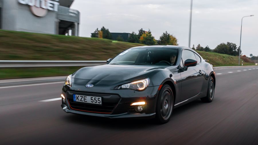 HOW LICENSE PLATE RECOGNITION CAN BENEFIT YOUR BUSINESS